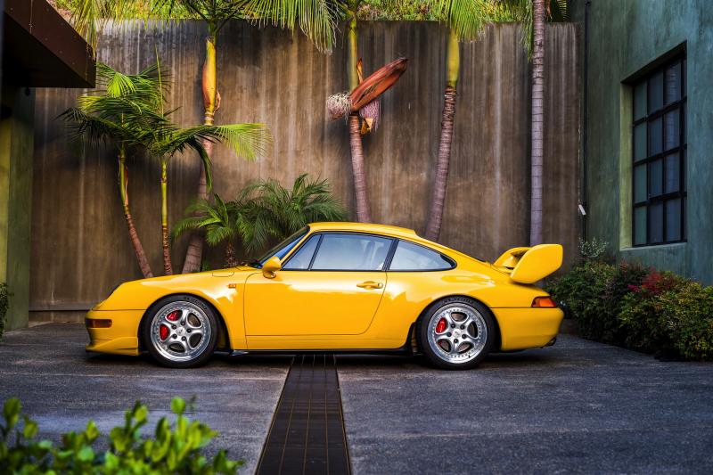  - Porsche 911 Carrera RS 3.8 | Les photos de la sportive en vente chez RM Sotheby’s