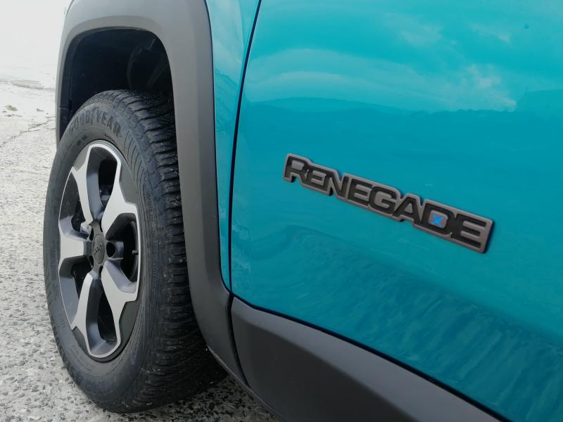 Essai Jeep Renegade 4xe | nos photos du 4x4 hybride rechargeable