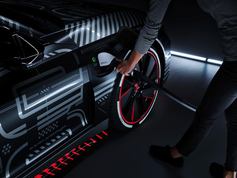 Audi e-tron GT | les photos officielles de la version camouflée