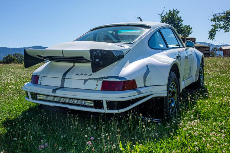 Porsche 911 Safari style | Les photos de la sportive préparée pour le rallye