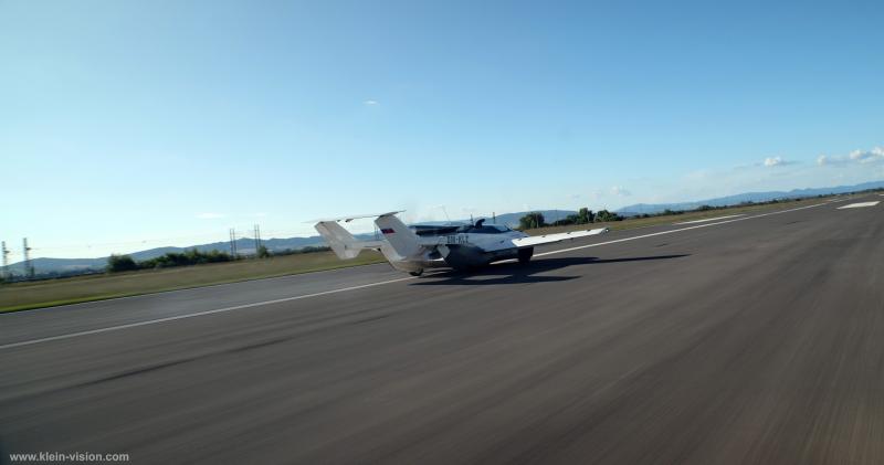  - AirCar | les photos de la voiture volante de Klein Vision