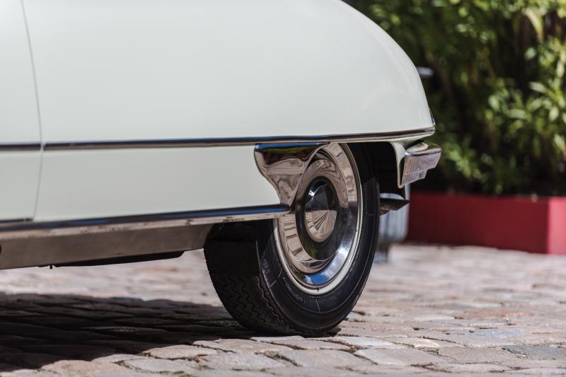  - Citroën DS Cabriolet (1969) | les photos du modèle aux enchères chez RM Sotheby's