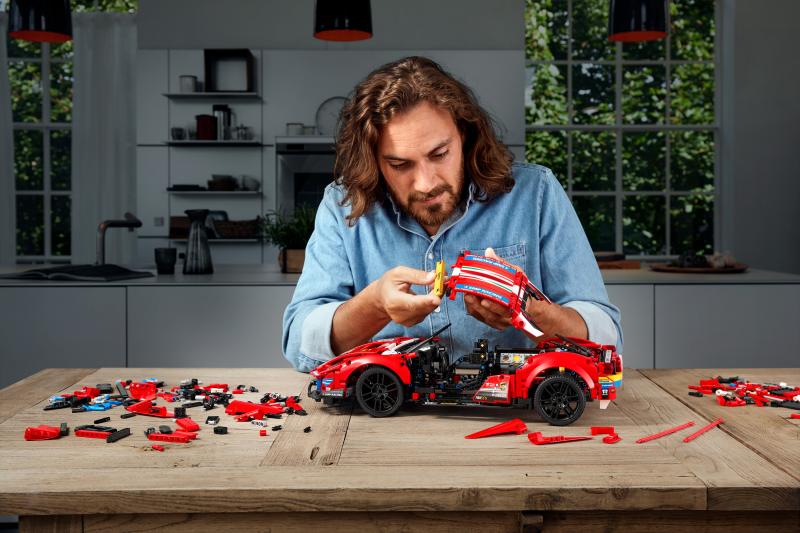  - Ferrari 488 GTE x Lego | les photos officielles de la réplique