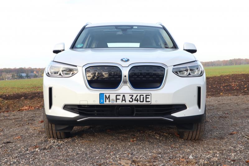 BMW iX3 | Toutes les photos de l’essai du SUV électrique
