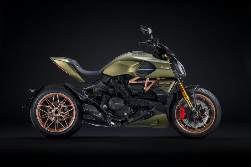  - Ducati Diavel 1260 Lamborghini | Les photos de la moto en édition limitée