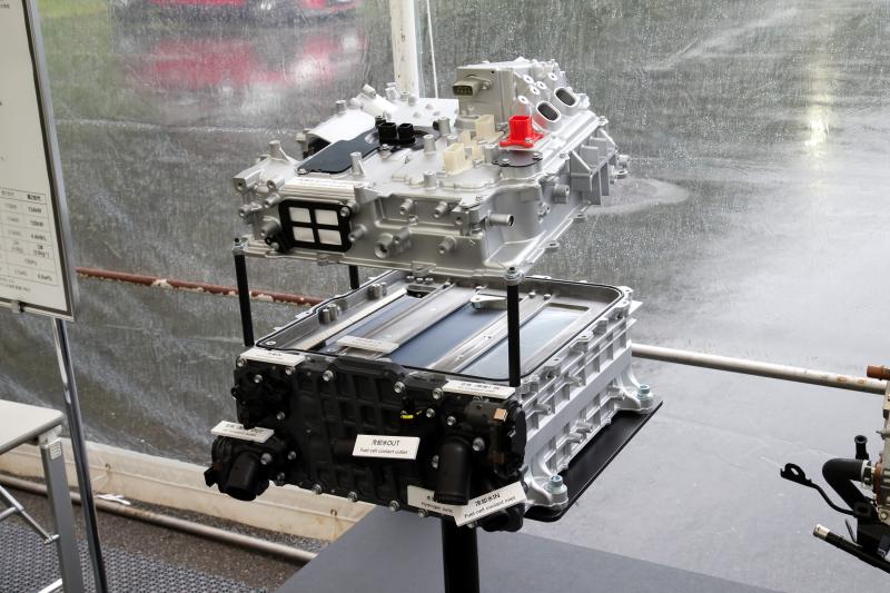 Toyota Mirai 2 | les photos officielles de la berline hydrogène