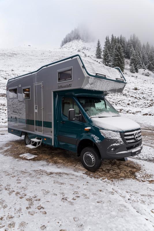 Vanlife en hiver | Les photos du camping sous la neige vu par Mercedes