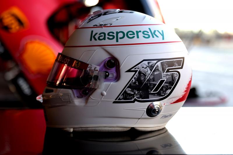  - Danke Seb | les photos du casque de Charles Leclerc pour le dernier Grand Prix de Vettel chez Ferrari