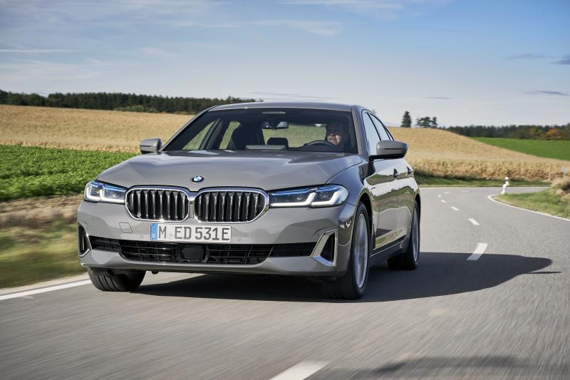  - BMW 320e et 520e (2021) | Les photos des modèles hybrides rechargeables
