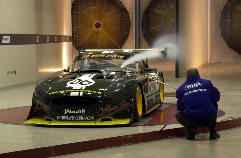  - Jaguar Type E ex-Rob Beere Racing | Les photos du monstre de 750 ch