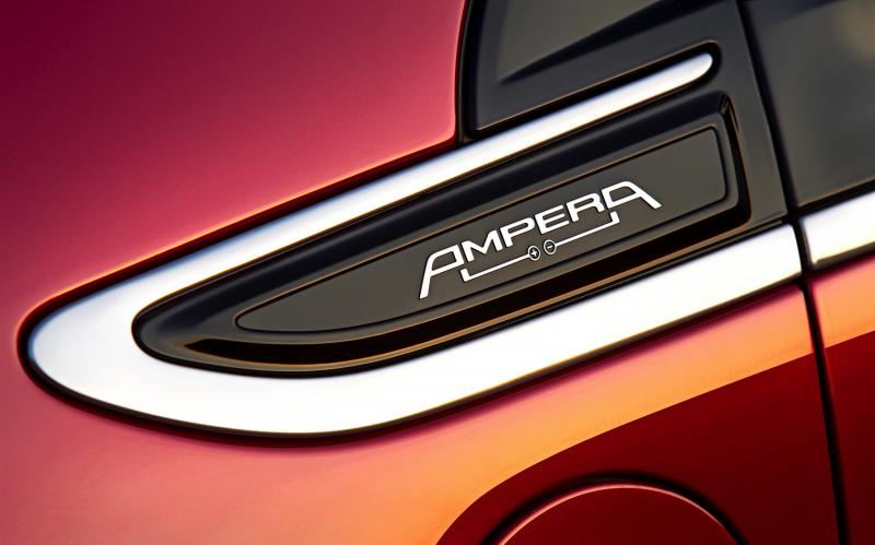  - Opel Ampera | Les photos de la berline hybride atypique