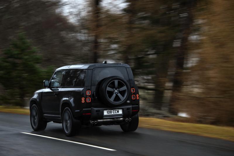  - Land Rover Defender V8 (2021) | Les photos du performant tout-terrain
