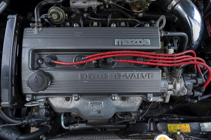  - Mazda 323 GT-R | Les photos de la compacte sportive des 90’s