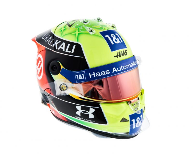  - Mick Schumacher | les photos de son 1er casque en F1