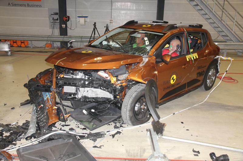  - Dacia Sandero Stepway (2021) | les photos du crash-test Euro NCAP