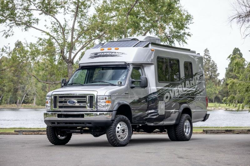 Ford E450 Overland Camper | les photos du 4x4 camping-car