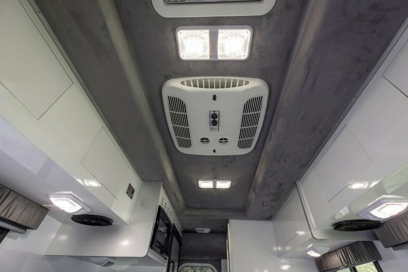  - Ford E450 Overland Camper | les photos du 4x4 camping-car