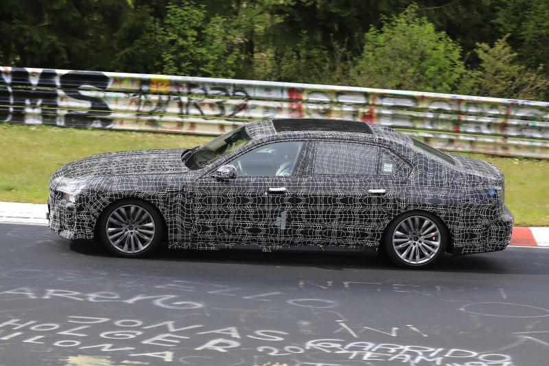 BMW Série 7 (2021) | Les spyshots de la future berline de luxe bavaroise