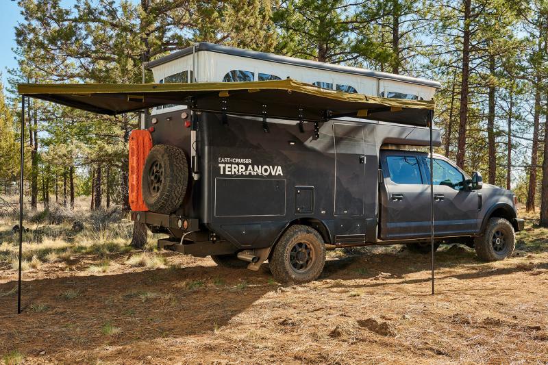 EarthCruiser Terranova | Les photos du camping-car off-road sur Ford, Chevy, et RAM
