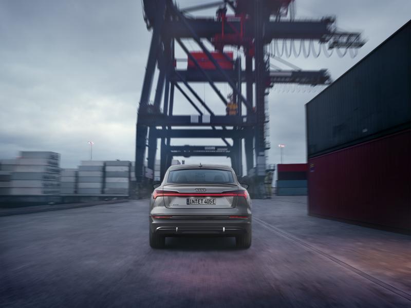  - Audi e-tron S line black edition | Les photos des SUV 100% électriques