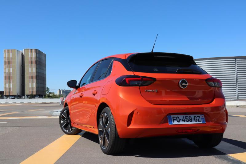  - L'électrique au quotidien | Opel Corsa-e vs Peugeot e-208