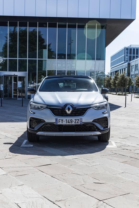 Renault Arkana E-Tech | les photos officielles du SUV coupé hybride