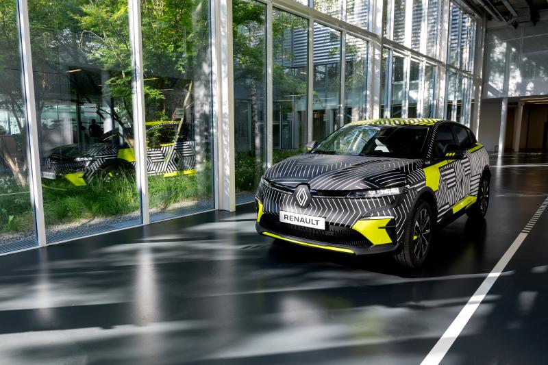  - Renault Mégane E-Tech Electric (2022) | Les photos du prototype