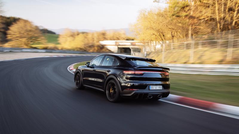  - Porsche Cayenne Turbo Coupé (2022) | Les photos du SUV au Nürburgring