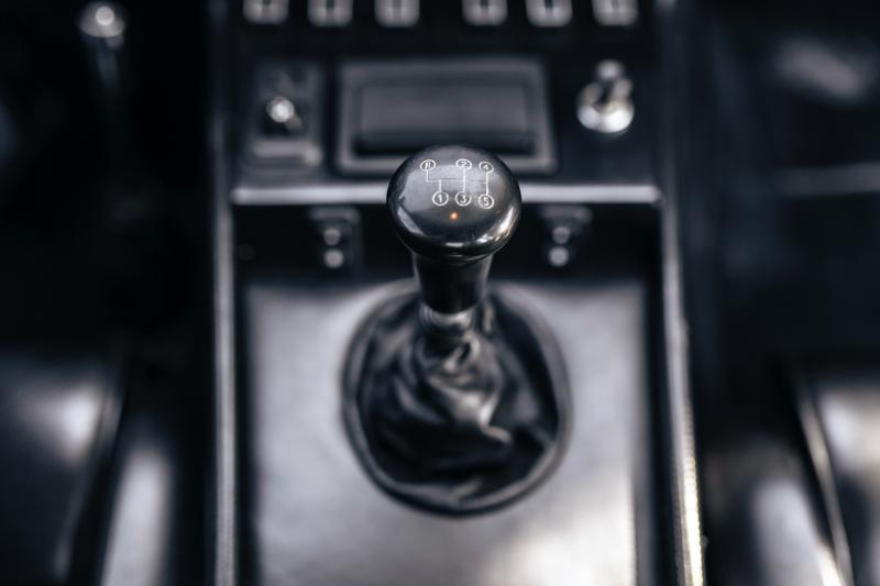  - Aston Martin V8 Vantage Zagato (1986) | Les photos de la sportive controversée