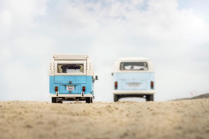 Volkswagen T2 Camper Van | les photos officielles du camping-car en version Lego