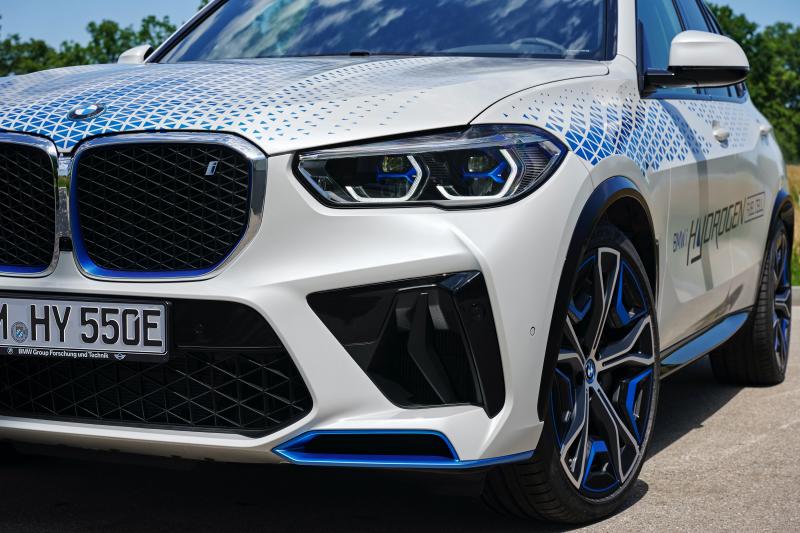  - BMW iX5 Hydrogen (2022) | Les photos du SUV à pile à combustible