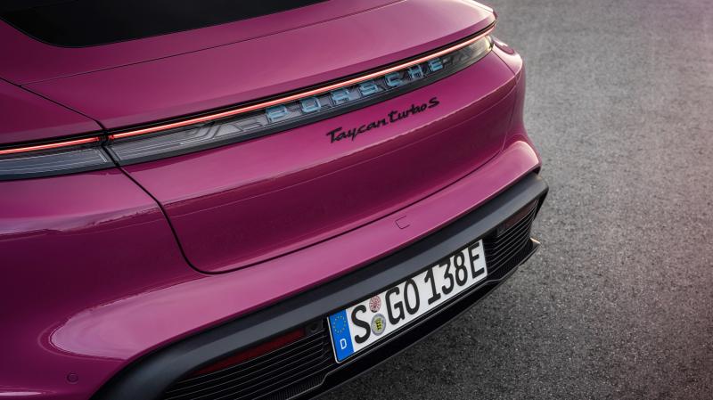  - Porsche Taycan (2022) | Les photos de la berline électrique mise à jour