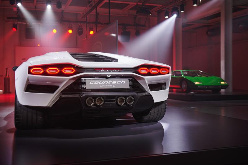  - Lamborghini Countach LPI 800-4 | les photos à la Milan Design Week