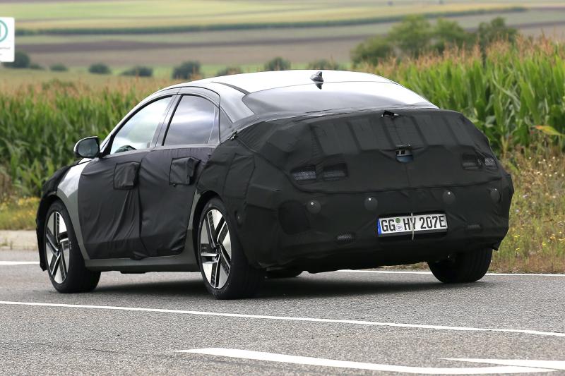  - Hyundai Ioniq 6 (2023) | Les spyshots de la berline profilée