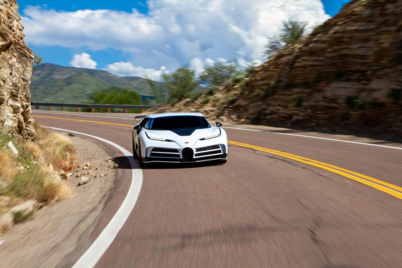 Bugatti Centodieci | les photos de l'hypercar dans le désert américain
