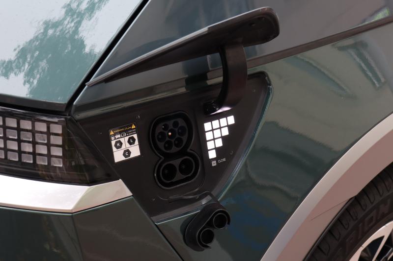Les électriques polyvalentes | Ford Mustang Mach-E vs Hyundai Ioniq 5