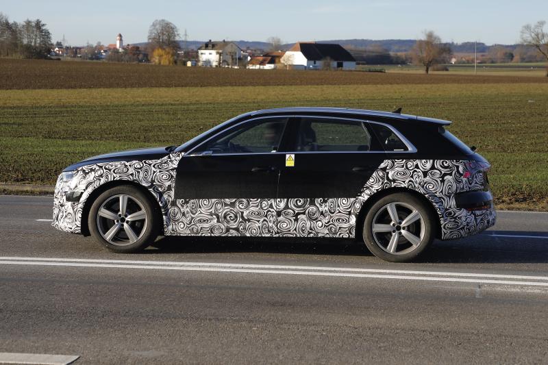 Audi e-tron restylé (2022) | Les spyshots du SUV mis à jour
