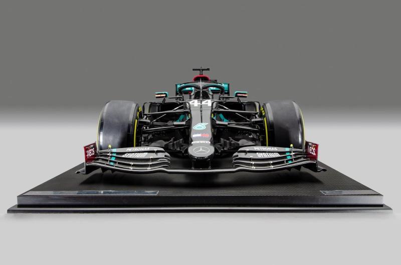 Mercedes-AMG F1 W11 EQ Performance | Les photos de la F1 de Lewis Hamilton en version miniature