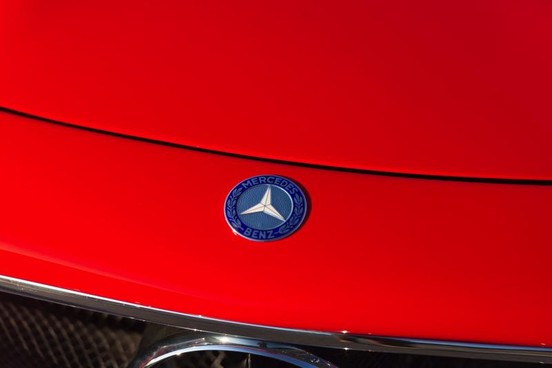 Mercedes-Benz 300 SL | Les photos du traîneau du Père Noël 2022