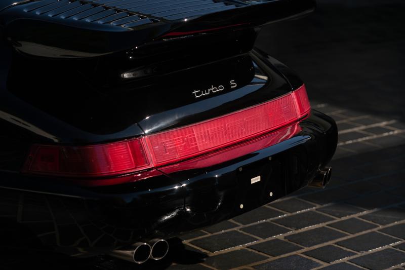 Porsche 911 Turbo S Flachbau | Les photos de la croqueuse d’Autobahn