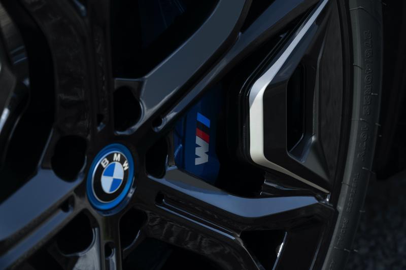BMW iX M60 | Les photos du SUV électrique et sportif