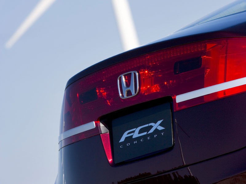 - Honda Concept FCX