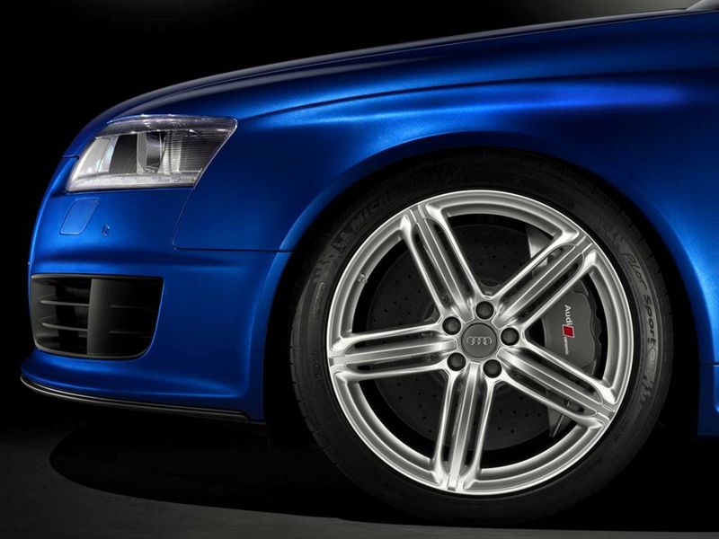  - Audi RS6 Avant