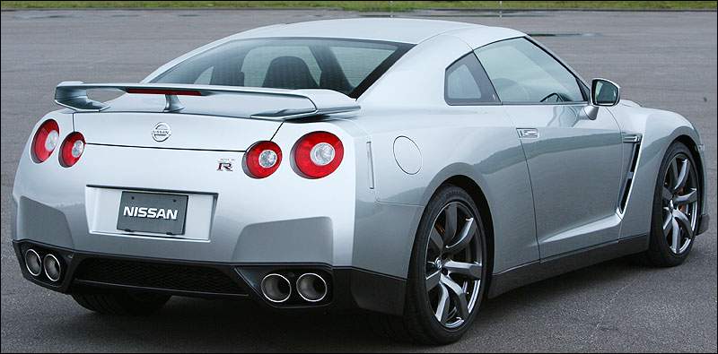  - Nissan Skyline GT-R (2008)