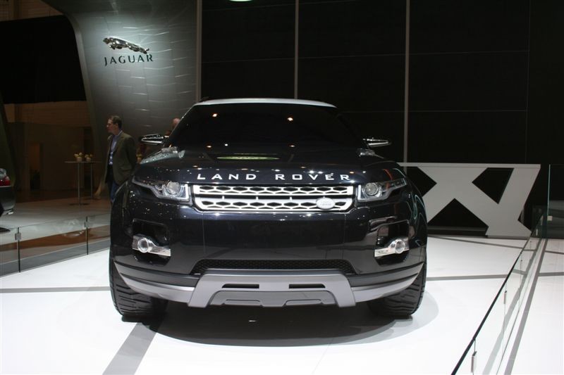  - Land Rover LRX
