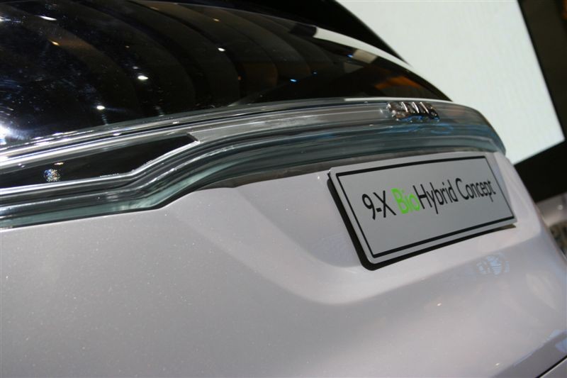  - Saab 9-X Bio Hybrid Concept