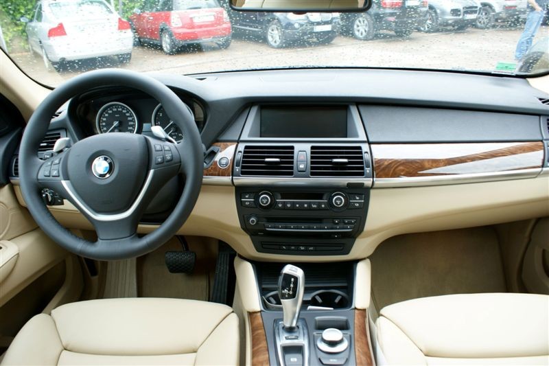  - BMW X6 35i