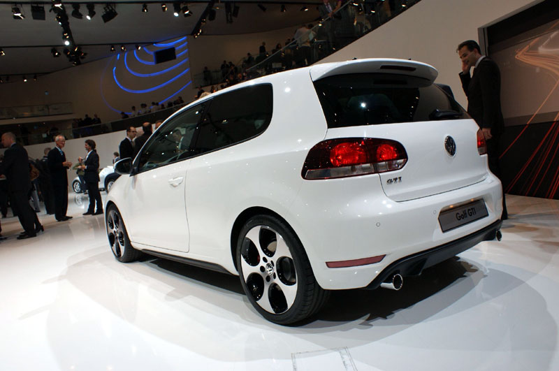  - Volkswagen Golf GTI Concept