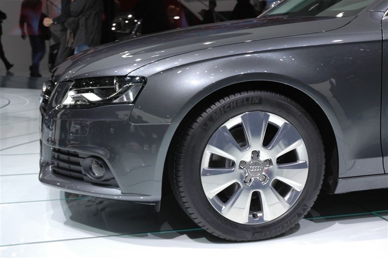  - Audi A4 Concept e