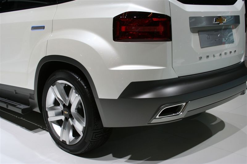  - Chevrolet Olrando Concept